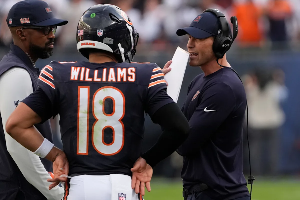Ben Johnson parle des réunions quotidiennes avec le QB des Bears Caleb Williams