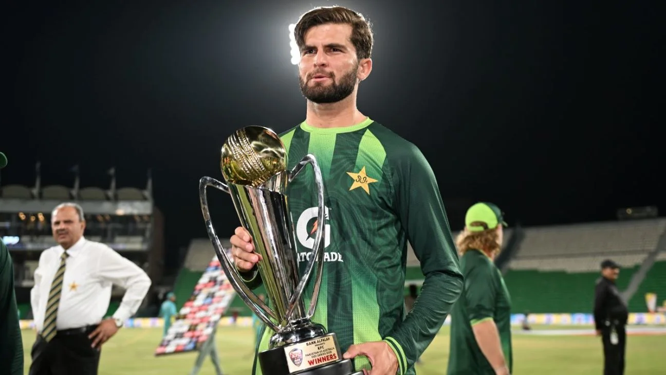 "Chaque équipe fait des terrains qui lui conviennent", défend Shaheen pour les terrains pakistanais