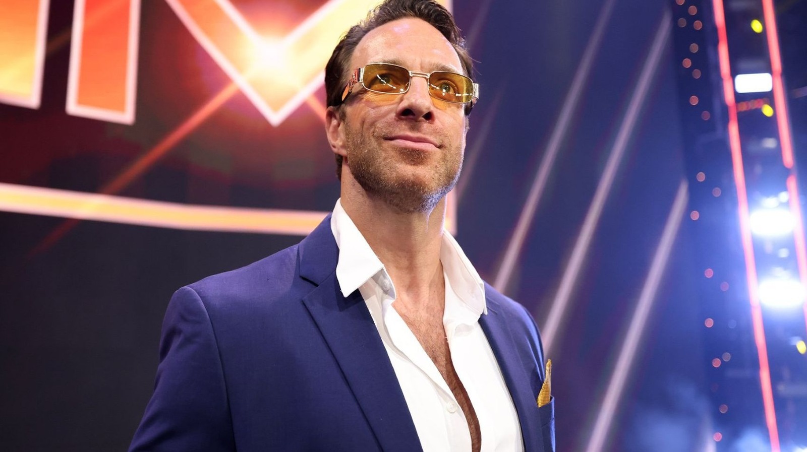 Chevalier de Los Angeles. La WWE a présenté Max Dupree comme un personnage de type Roddy Piper, devenu plus tard "effrayant"