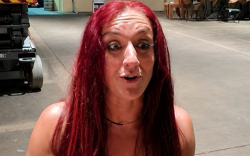 Comment la WWE a obtenu le nom d'Alba Fire