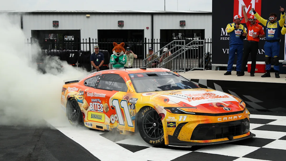 Denny Hamlin remporte la troisième course consécutive de la NASCAR Cup à Pocono