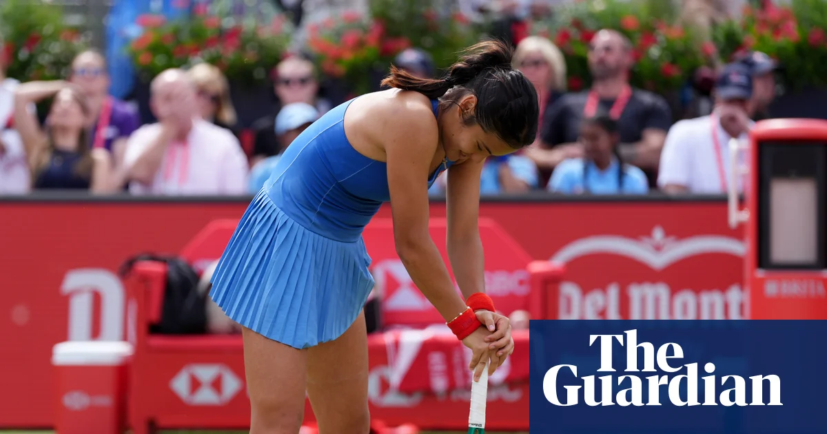 Emma Radukanu rebondit après un début de choc pour perdre la finale de Queen's contre Donna Vekic | Tennis