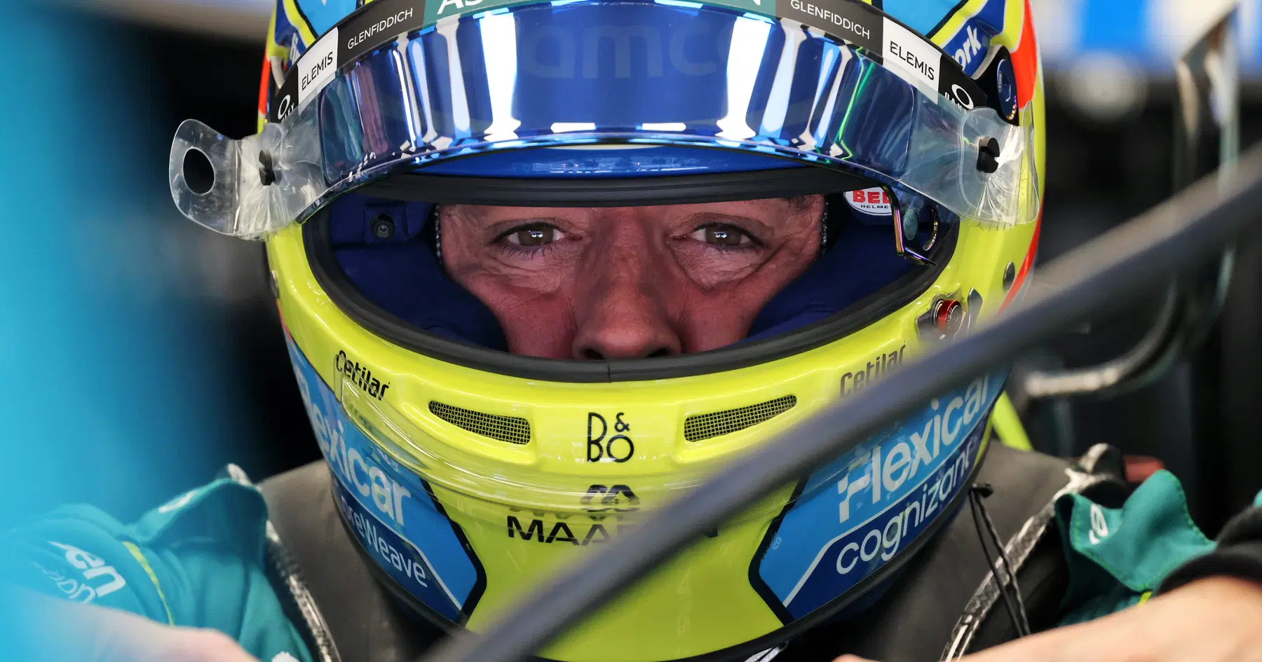 Fernando Alonso révèle les pourparlers d'Adrian Newey alors qu'un nouvel accord avec Max Verstappen émerge - RacingNews365 Review
