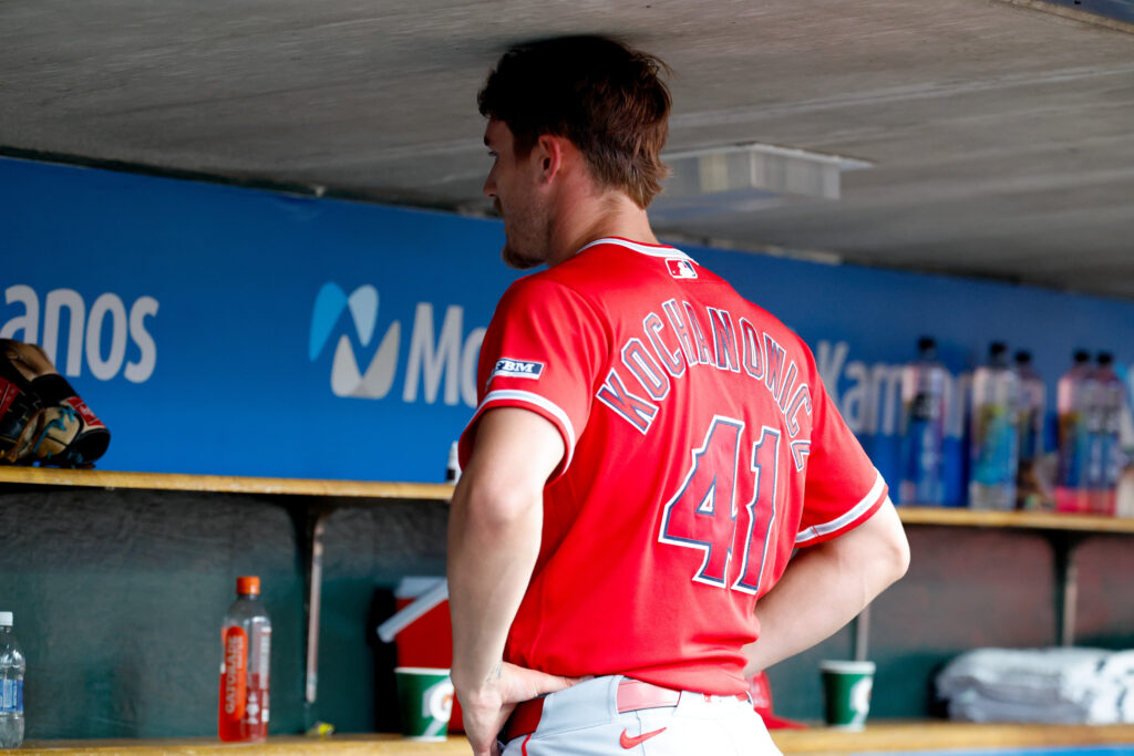 Jack Kochanovich subira une opération chirurgicale à Tommy John