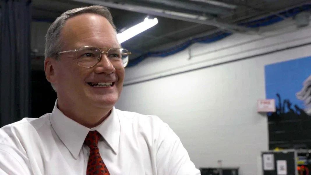 Jim Cornette révèle qu'il a contribué à changer le design du ring du WWF