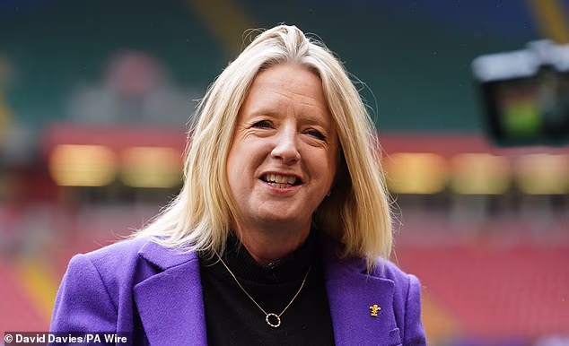 Le directeur général de la Welsh Rugby Union, Abi Tierney, a défendu sa position face aux critiques.