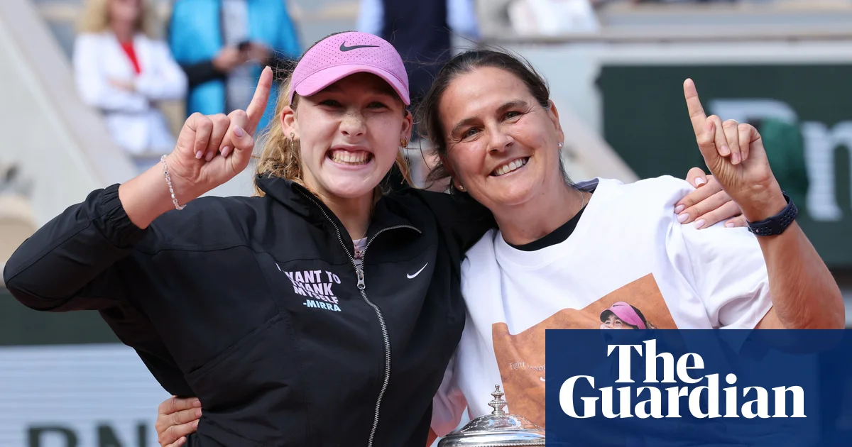 La victoire d'Andreeva à Roland-Garros montre la valeur de Martinez et des entraîneures féminines de Roland-Garros 2026