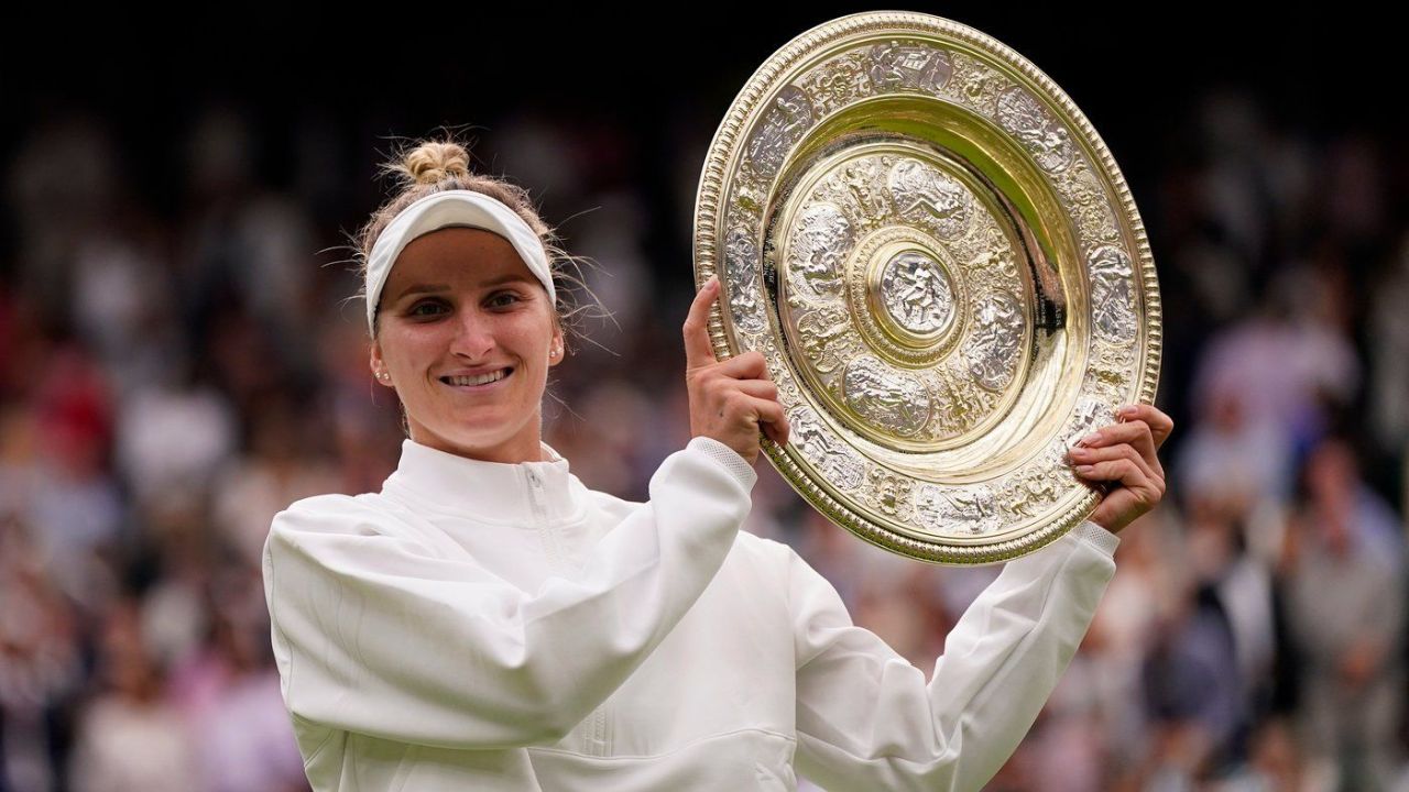 L'ancienne championne de Wimbledon Vondrusova a été suspendue pendant quatre ans pour avoir refusé un contrôle antidopage.