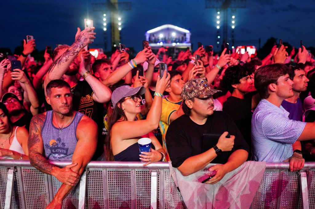 L'audacieux affrontement de l'UFC à la Maison Blanche est en train d'émerger