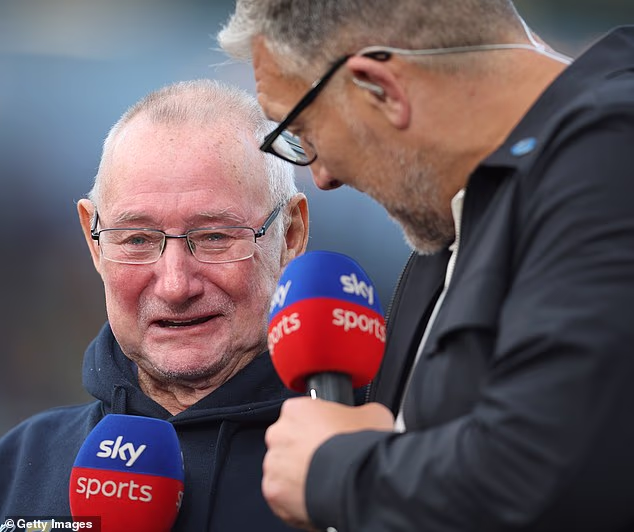 Le père de Rob Burrow, Jeff, est décédé à l'âge de 74 ans après une lutte inlassable contre la maladie du motoneurone.
