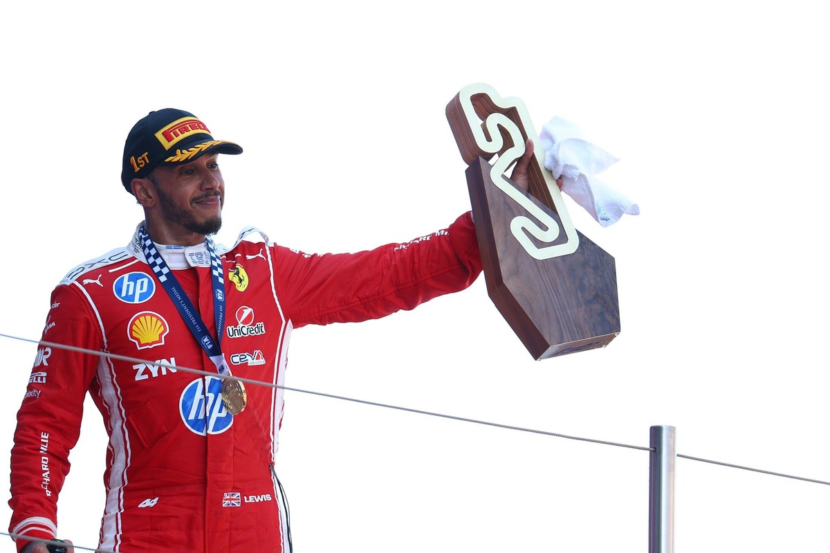 Le point de vue de Wolff sur la renaissance de Hamilton chez Ferrari. "Peut-être que la petite amie aide."