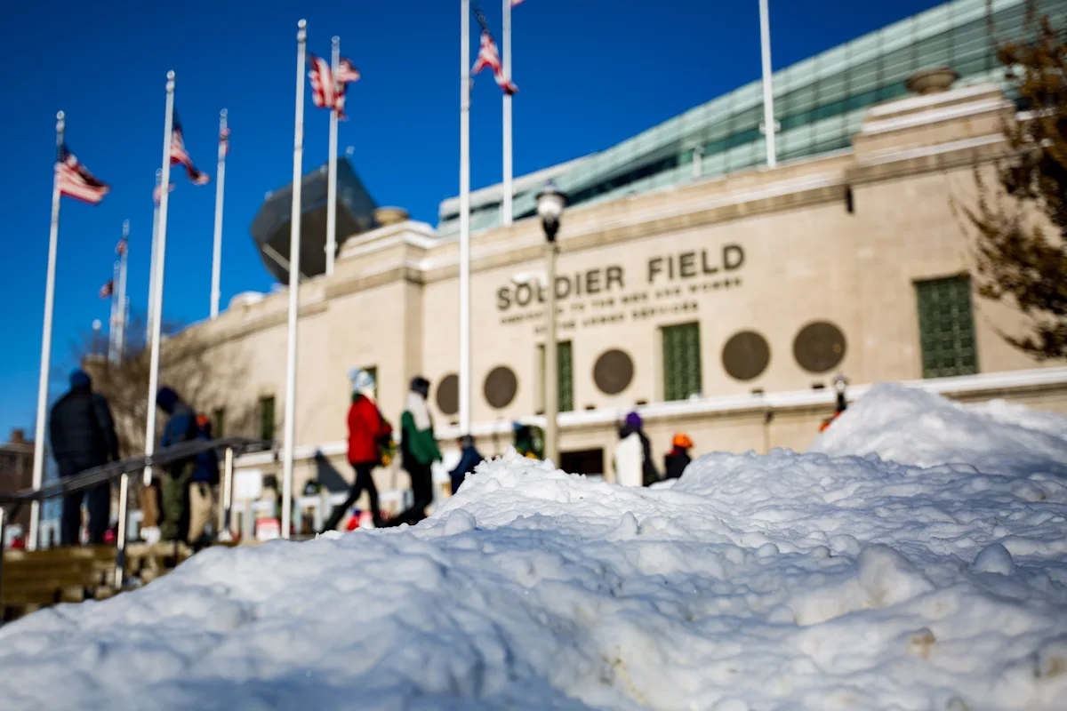 Les Bears de Chicago ont leur place dans la neige et la pluie, pas dans l'Indiana Dome. Opinion :