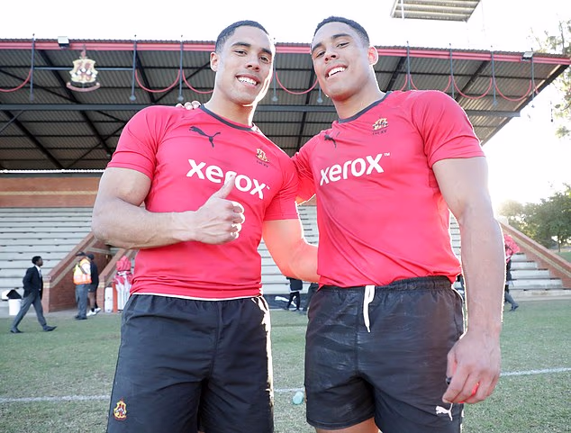 Josh et James Mackenzie échangent le Kingswood College en Afrique du Sud contre Scotstown