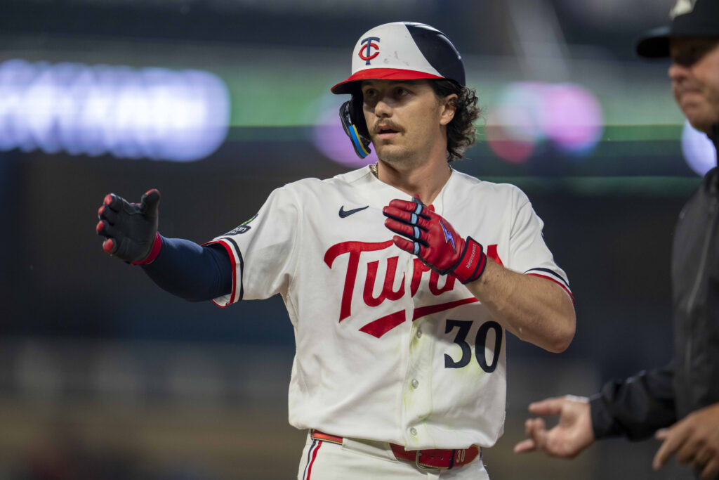 Les Tigers réclament James Oatman au ballottage des Twins
