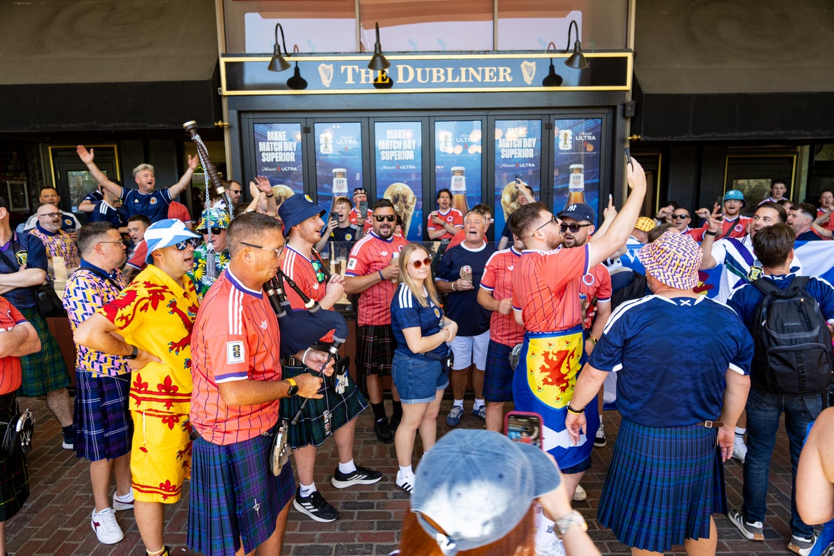 Les supporters écossais canalisent l'esprit de la Coupe du monde pour laisser Boston captivé