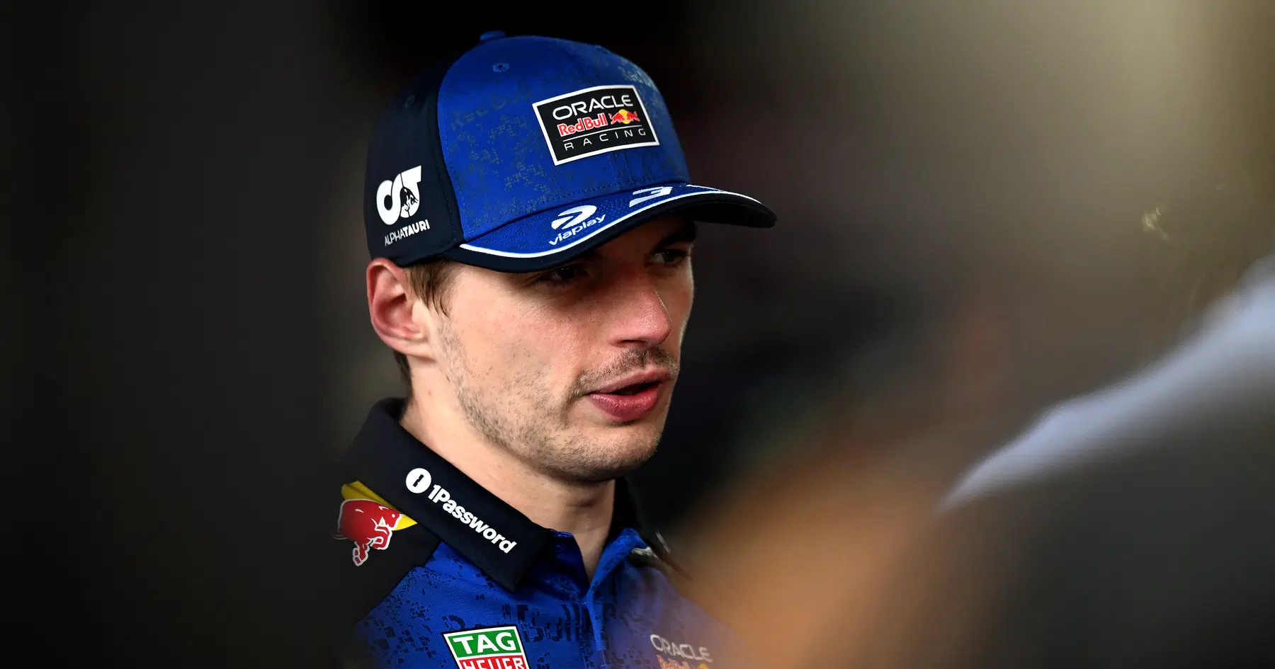 Max Verstappen réagit à la décision choquante de la FIA alors que le terrain de Red Bull s'interroge