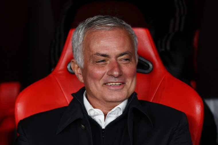 Mourinho aidera le "Real" à revoir "Barcelone".