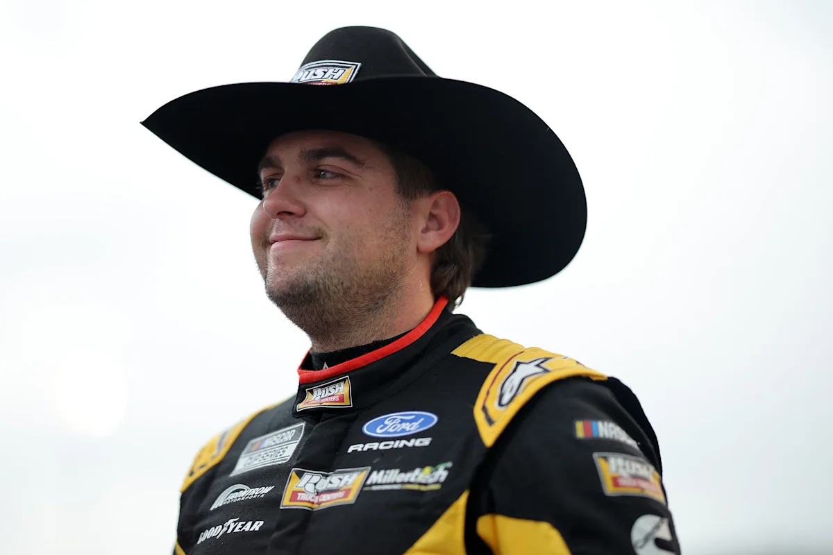 Noah Gragson de NASCAR et Kevin Magnussen de F1 ont eu un échange houleux à San Diego