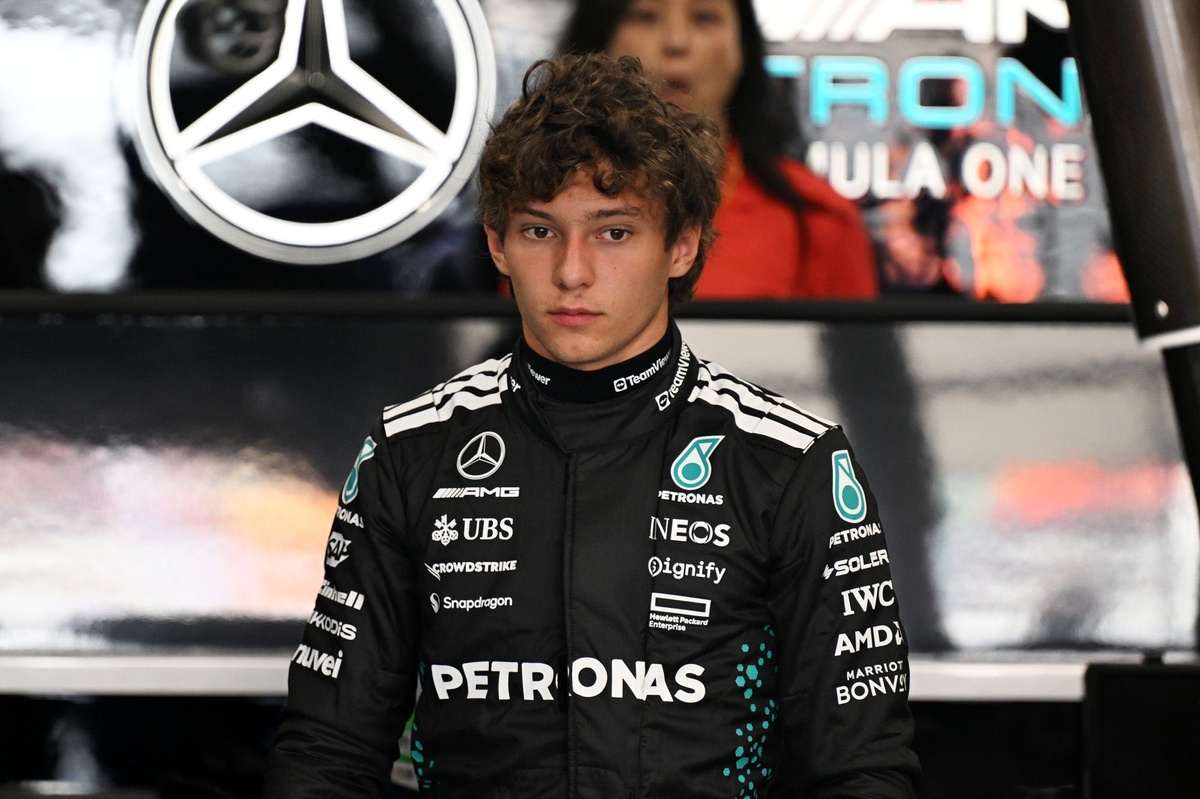 Pourquoi Antonelli est « reconnaissant » pour la baisse de mi-saison de F1 2025