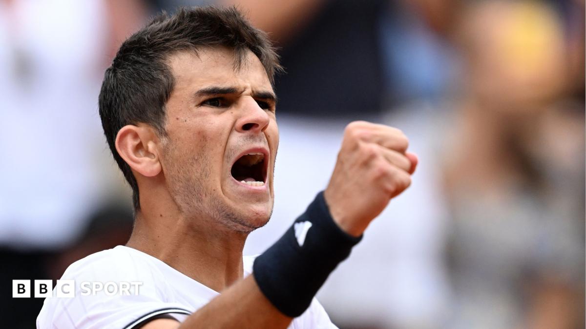 Rafael Jodar celebrates a point