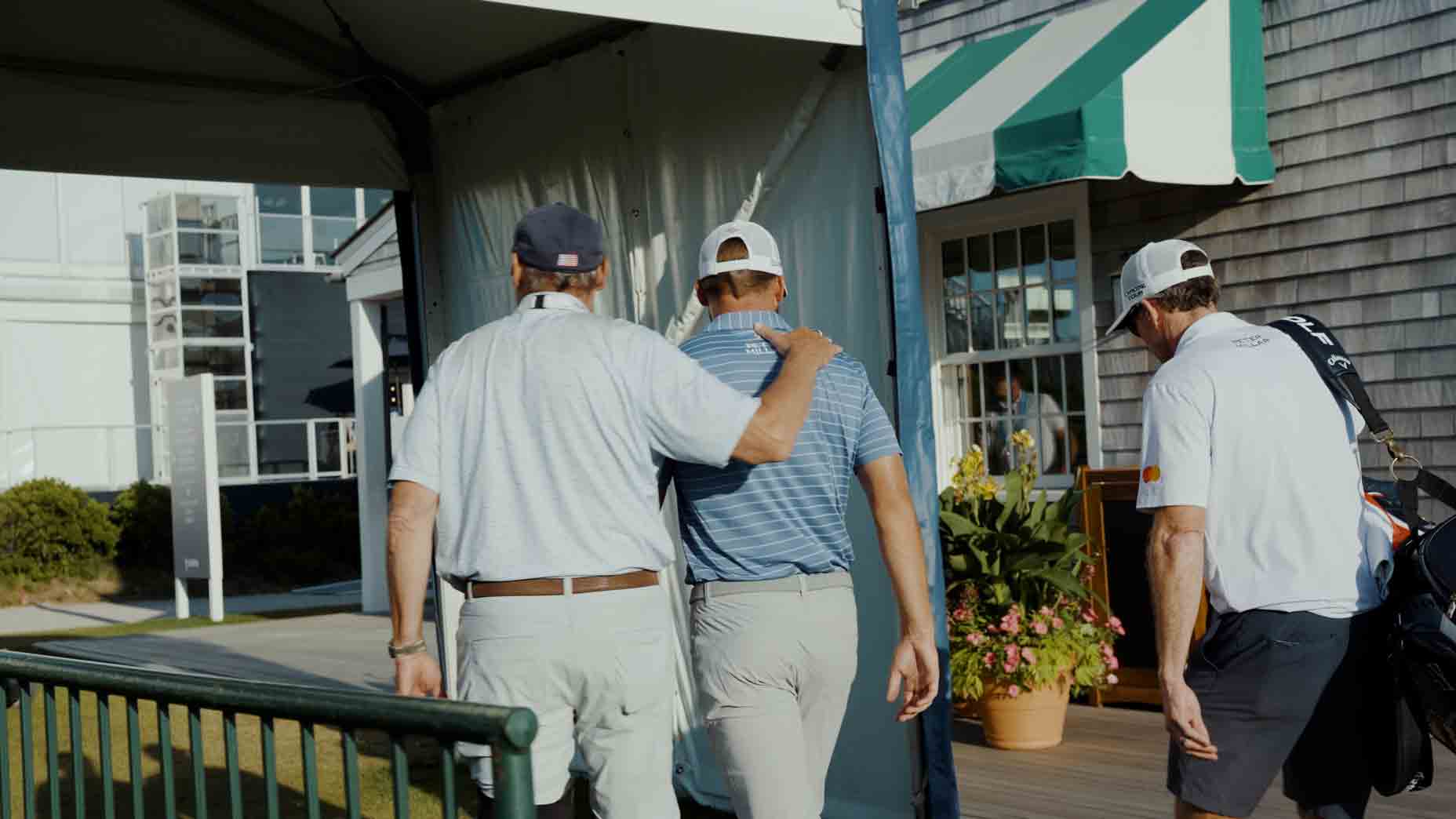 Sam Burns a appris son sort à l'US Open. Les paroles de son père la font alors pleurer