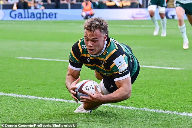 Tom Lichfield a gravé son nom dans le folklore des Northampton Saints la semaine dernière avec un triplé lors de la victoire en demi-finale des barrages contre ses rivaux des Leicester Tigers.