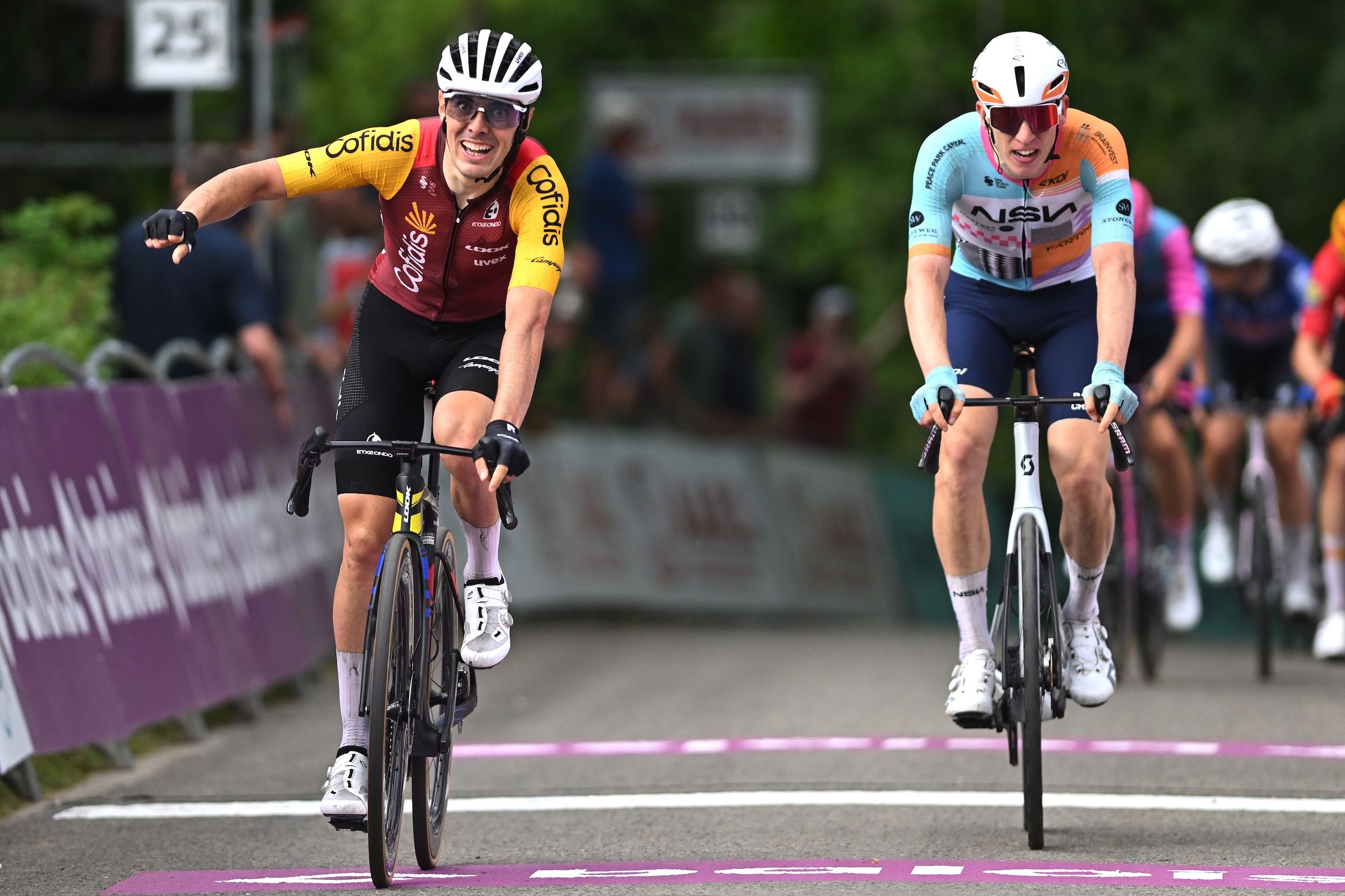Tournée de la Bâloise en Belgique. Alex Aranburu prend les commandes au sommet du rythme gagnant de l'étape 3