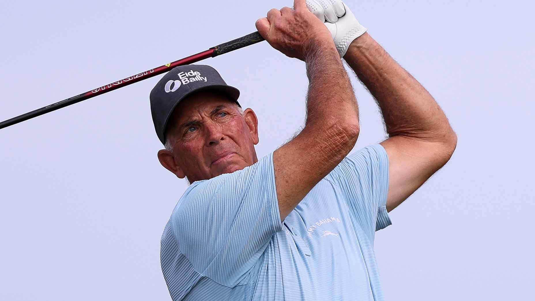 Un champion majeur nage une sévère punition du PGA Tour pour les pros du LIV